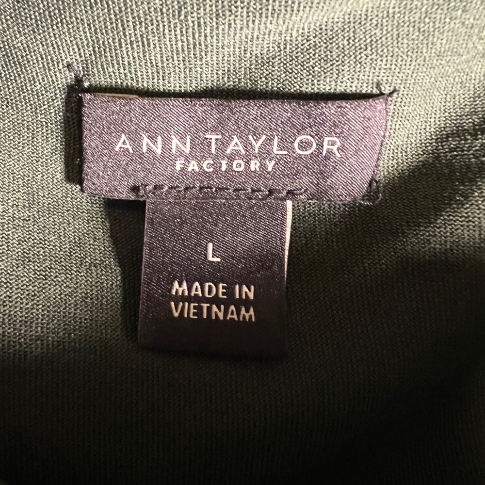 Ann Taylor Sequin Short Sleeve Boat Neck Top in Dark Green, Women's Size Large - Picture 3 of 10
